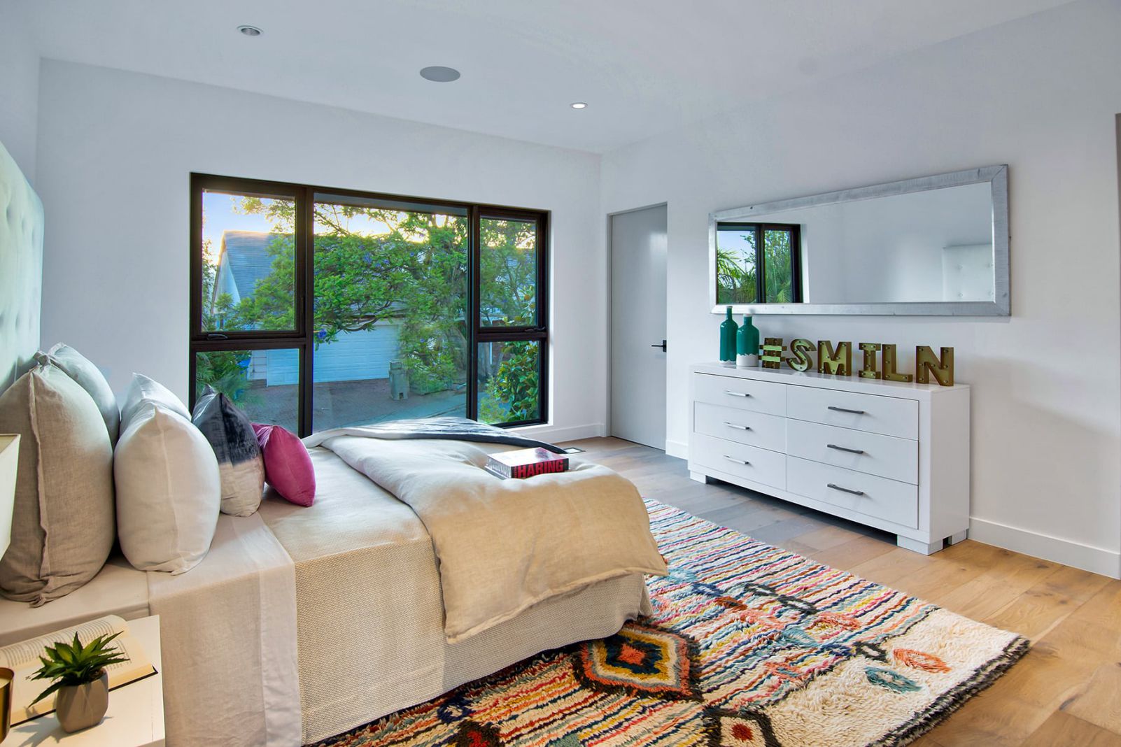 1172 Linda Flora Drive Bel Air California 12