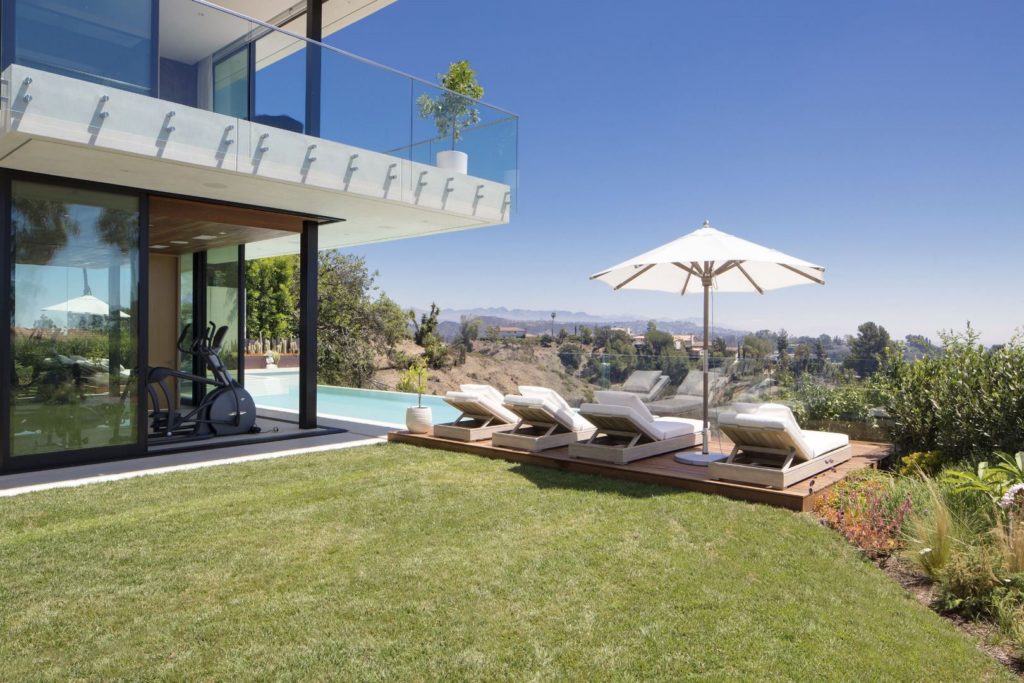 Roberto Lane Modern Home, luxury houses