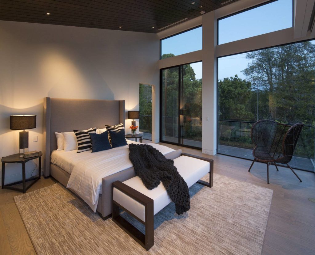 Sophisticated North Cliffwood Modern Home in Los Angeles, luxury houses
