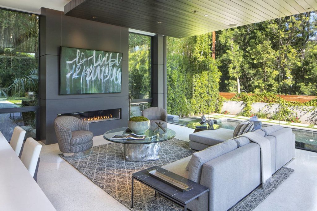 Sophisticated North Cliffwood Modern Home in Los Angeles, luxury houses