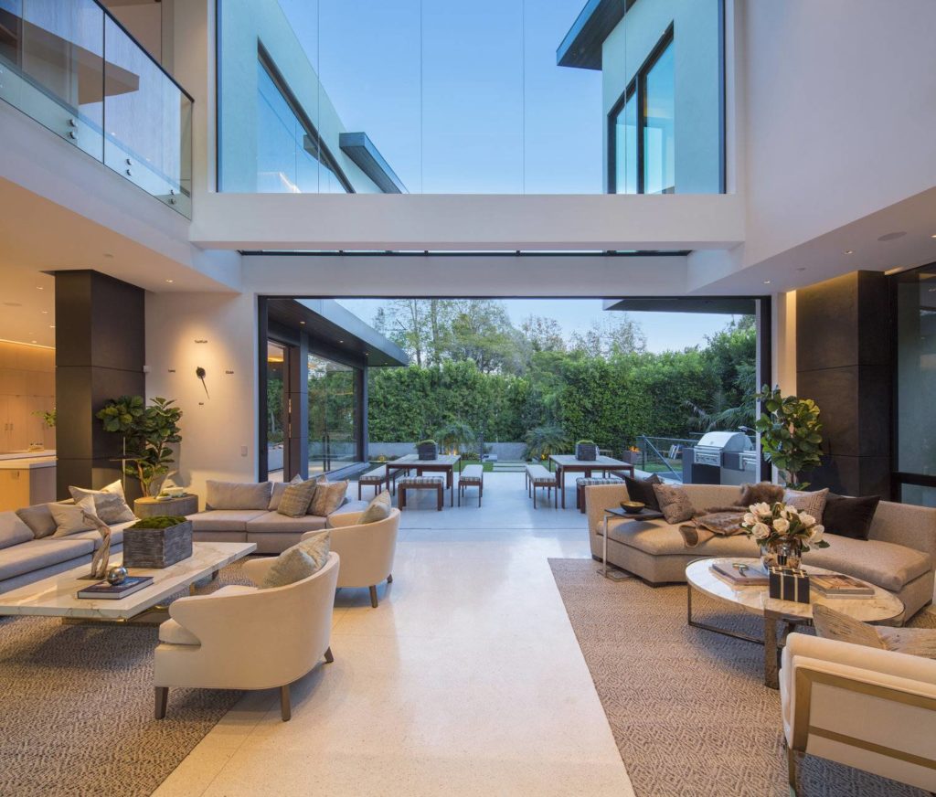 Sophisticated North Cliffwood Modern Home in Los Angeles, luxury houses