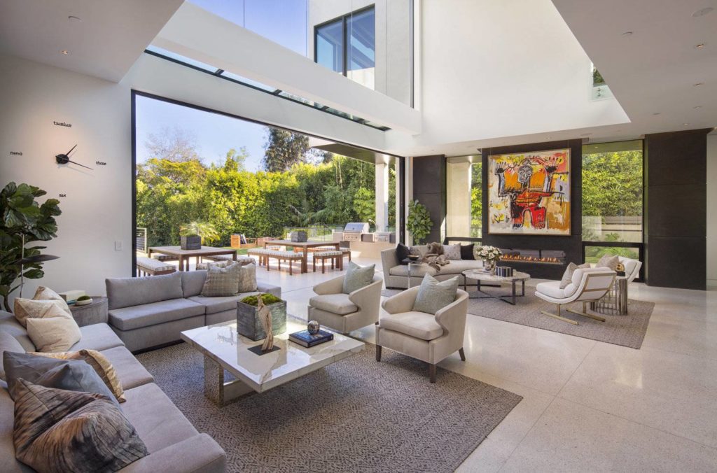 Sophisticated North Cliffwood Modern Home in Los Angeles, luxury houses
