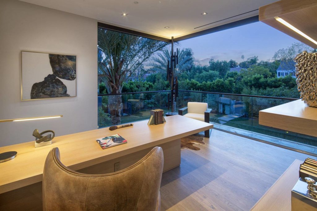 Sophisticated North Cliffwood Modern Home in Los Angeles, luxury houses