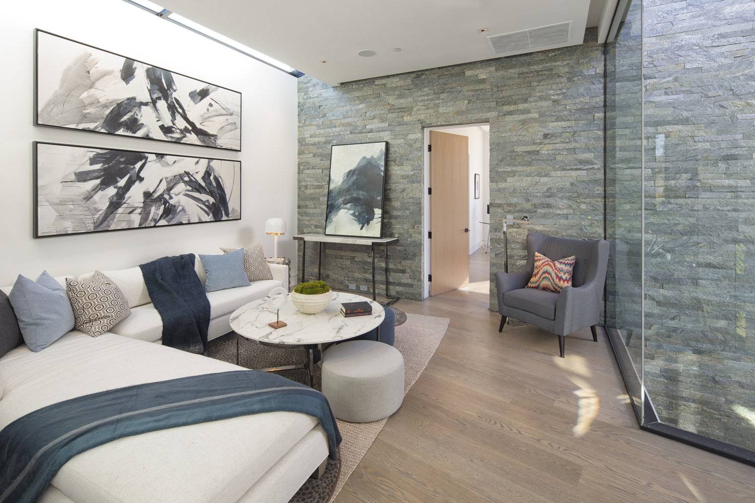 304 N Cliffwood Los Angeles 7