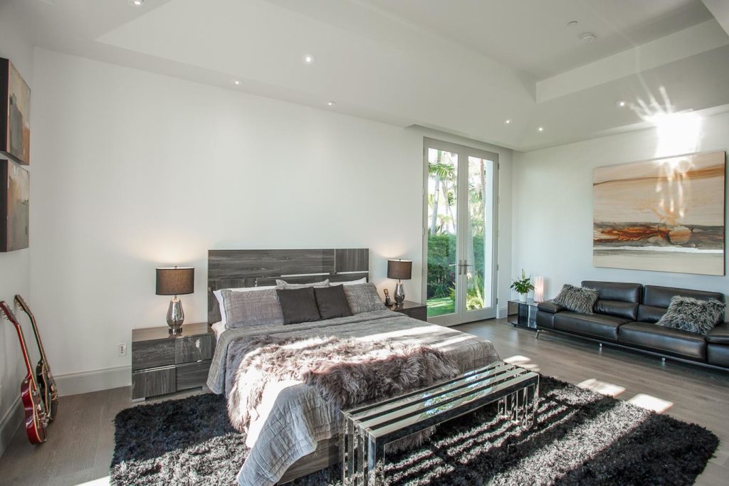 Martin Lane Modern Home, luxury houses