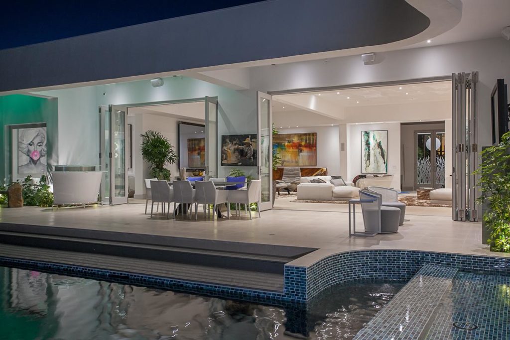 Martin Lane Modern Home, luxury houses