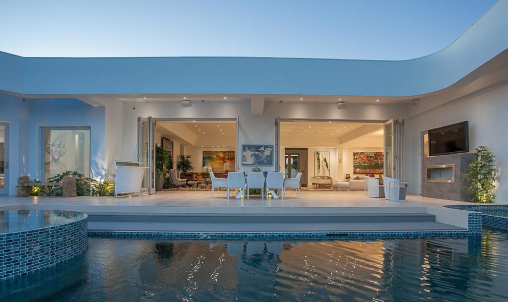 Martin Lane Modern Home, luxury houses