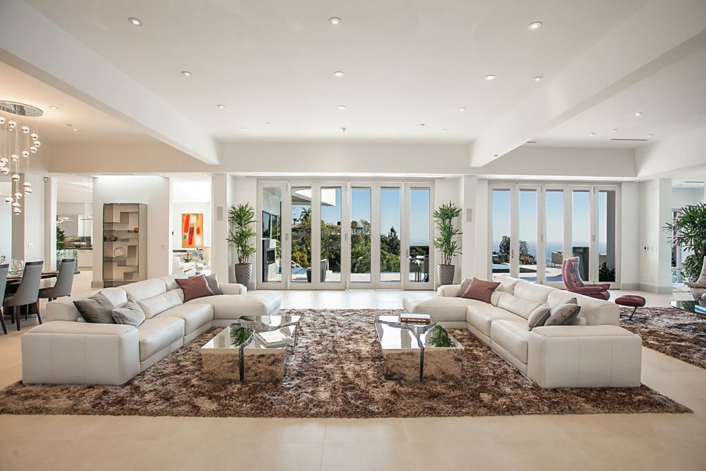 Martin Lane Modern Home, luxury houses