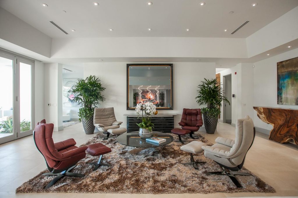 Martin Lane Modern Home, luxury houses