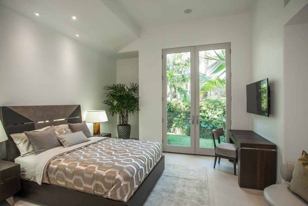 Martin Lane Modern Home, luxury houses