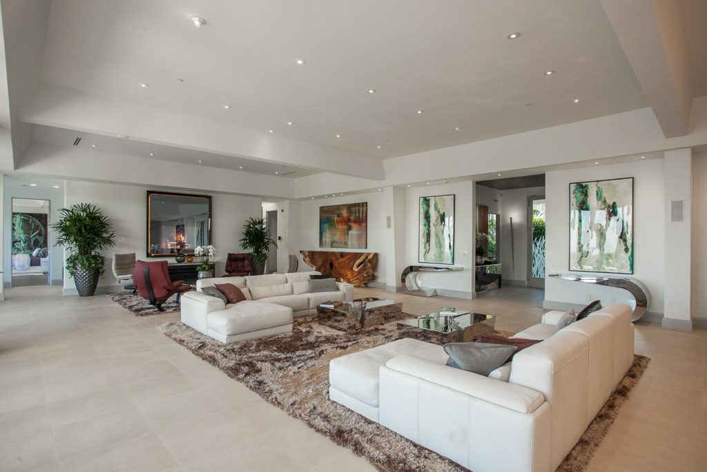 Martin Lane Modern Home, luxury houses