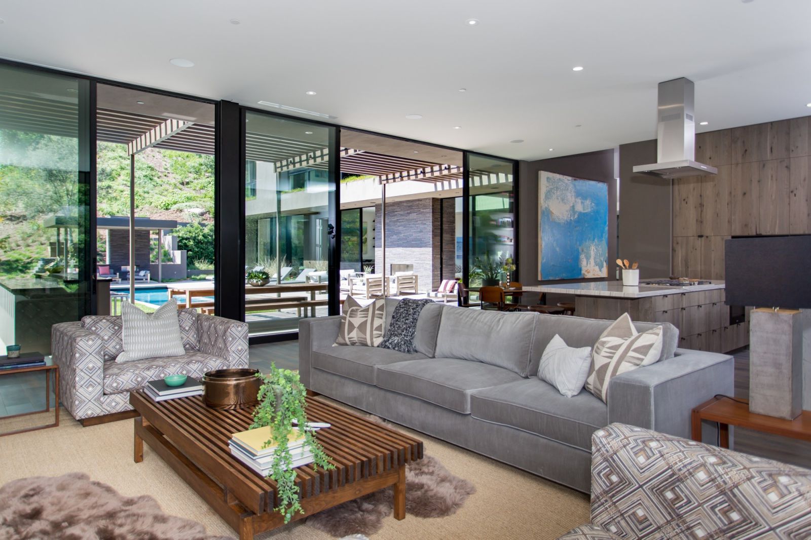 595 E Channel Road Santa Monica 5