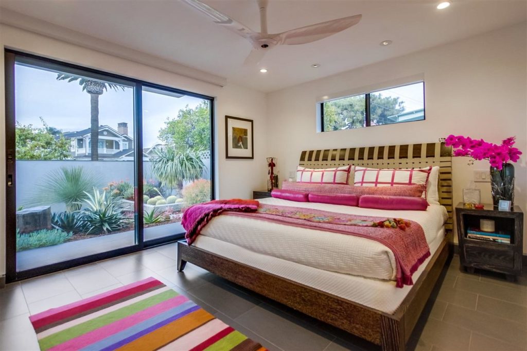 Tolita Avenue Modern Home, luxury houses