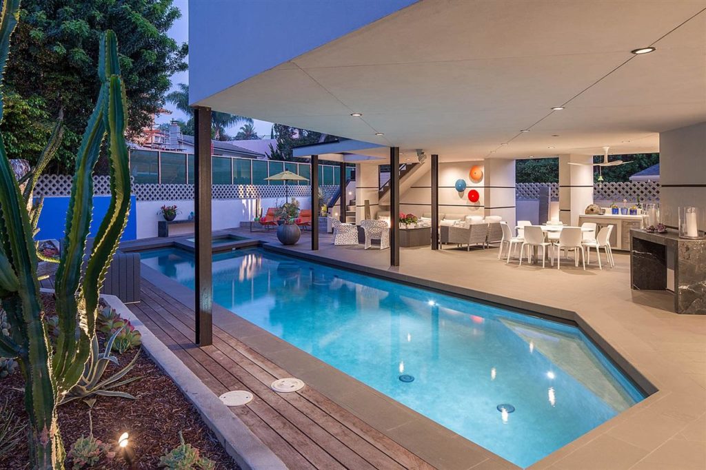 Tolita Avenue Modern Home, luxury houses