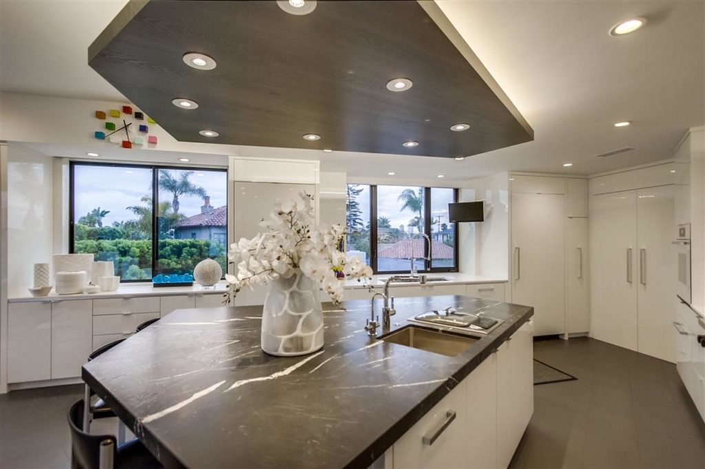 Tolita Avenue Modern Home, luxury houses