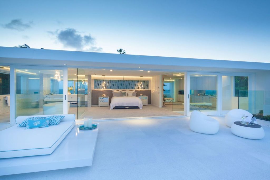 Remarkable Modern Villa with sweeping views in Australia