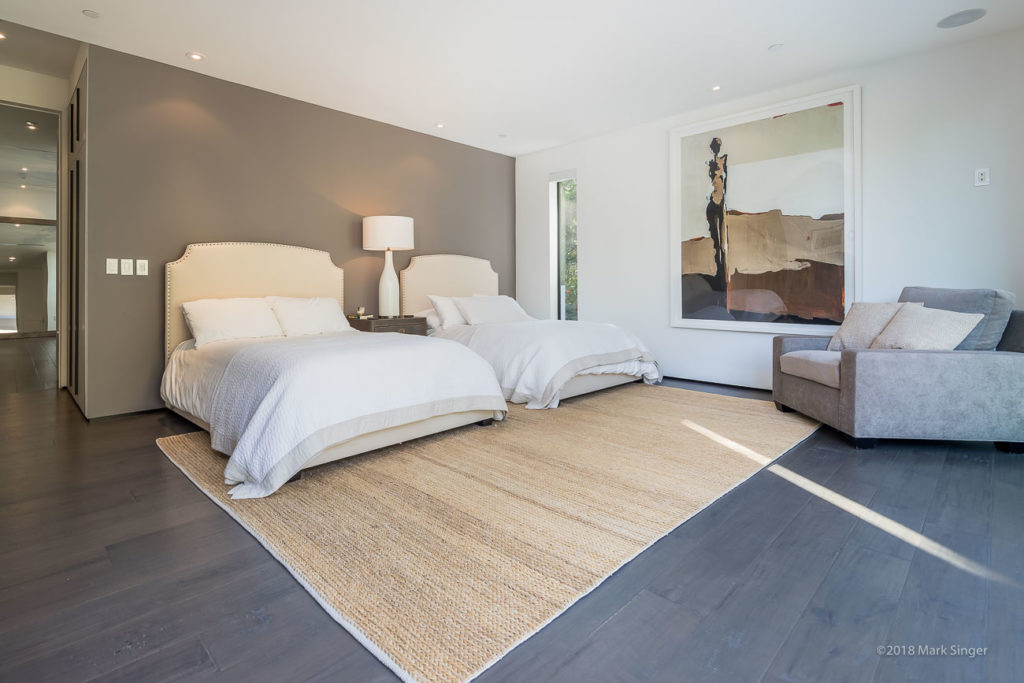 Rising Glen Modern Home, luxury houses