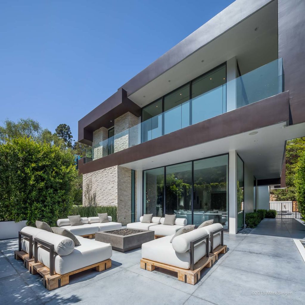 Rising Glen Modern Home, luxury houses