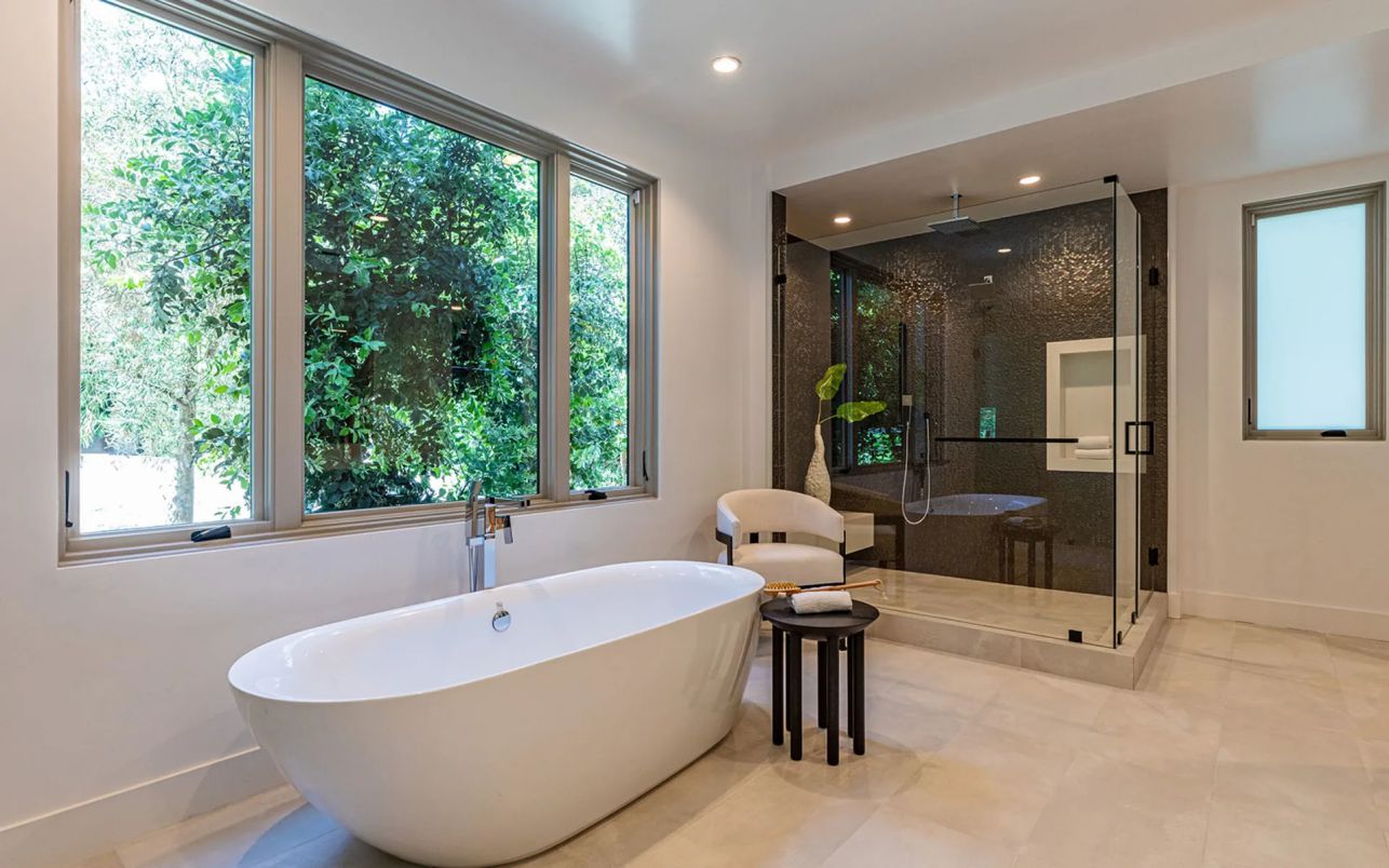 15427 Hamner Drive Los Angeles 11