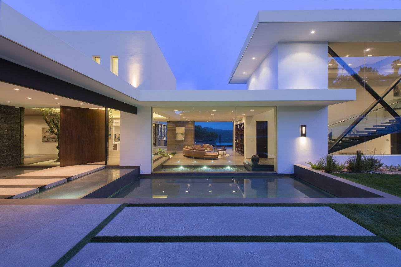 Fabulous Beverly Hills Modern Home by Whipple Russell Architects ...