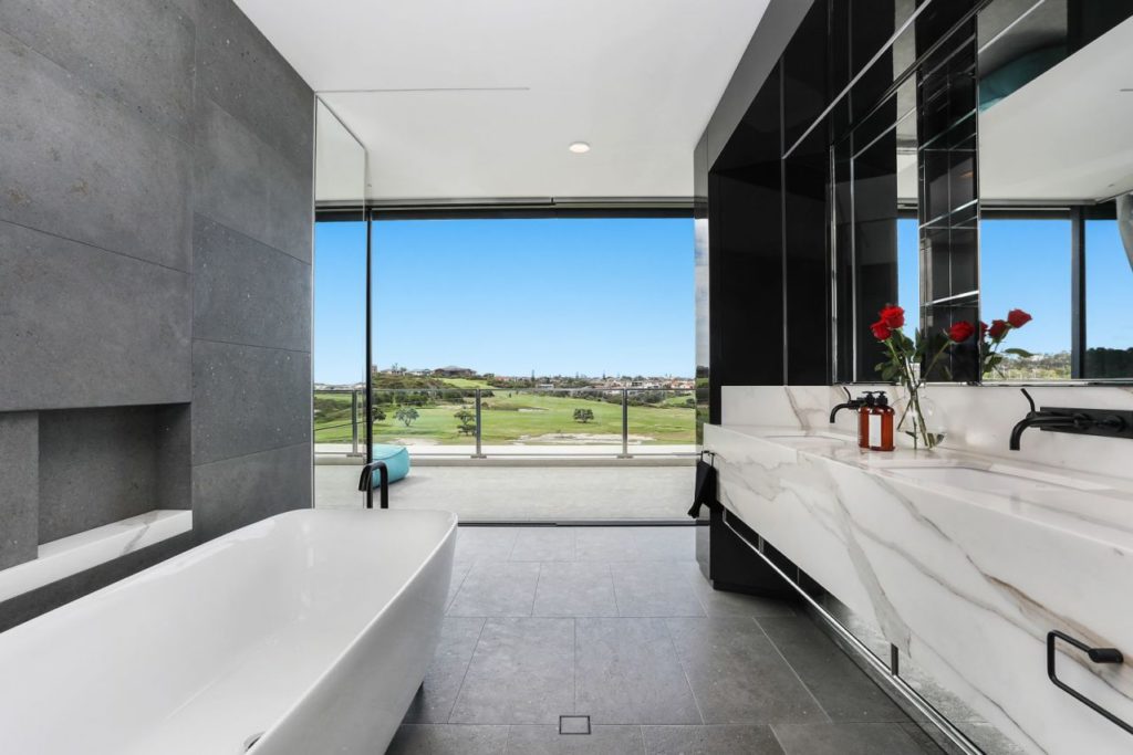Modern Home in New South Wales, luxury house