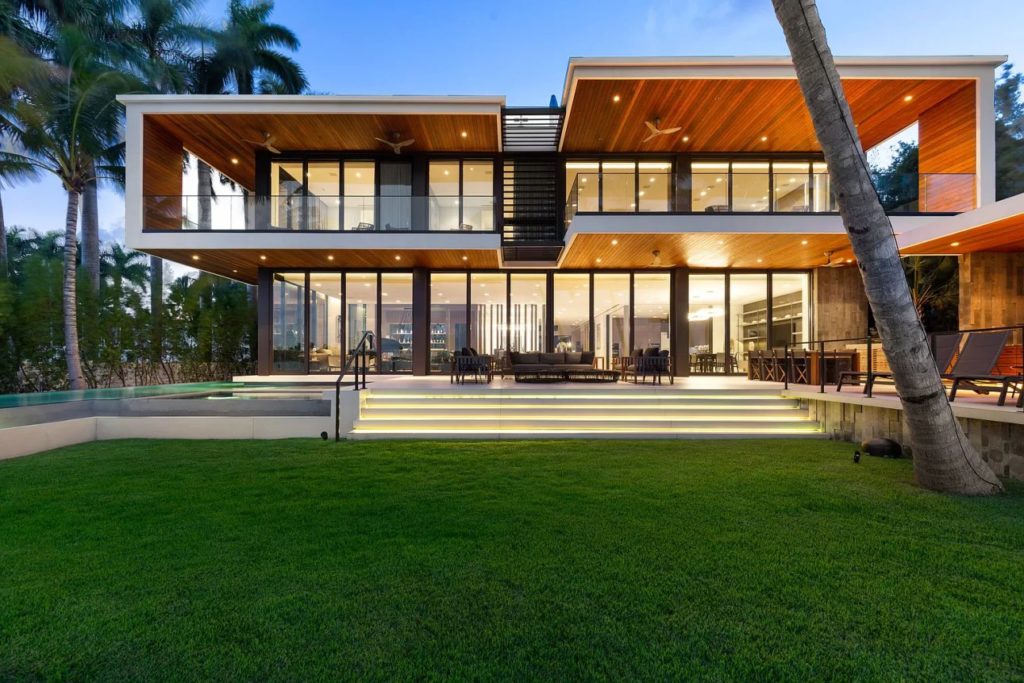 Mansion in Miami Beach