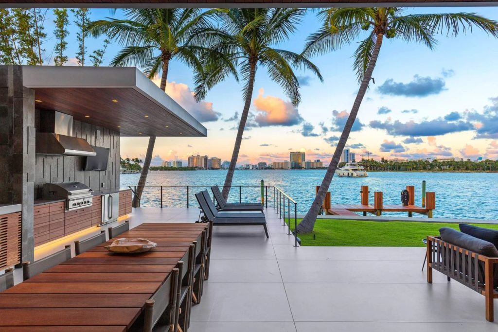 Mansion in Miami Beach