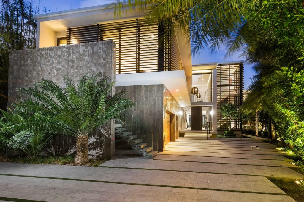 Mansion in Miami Beach