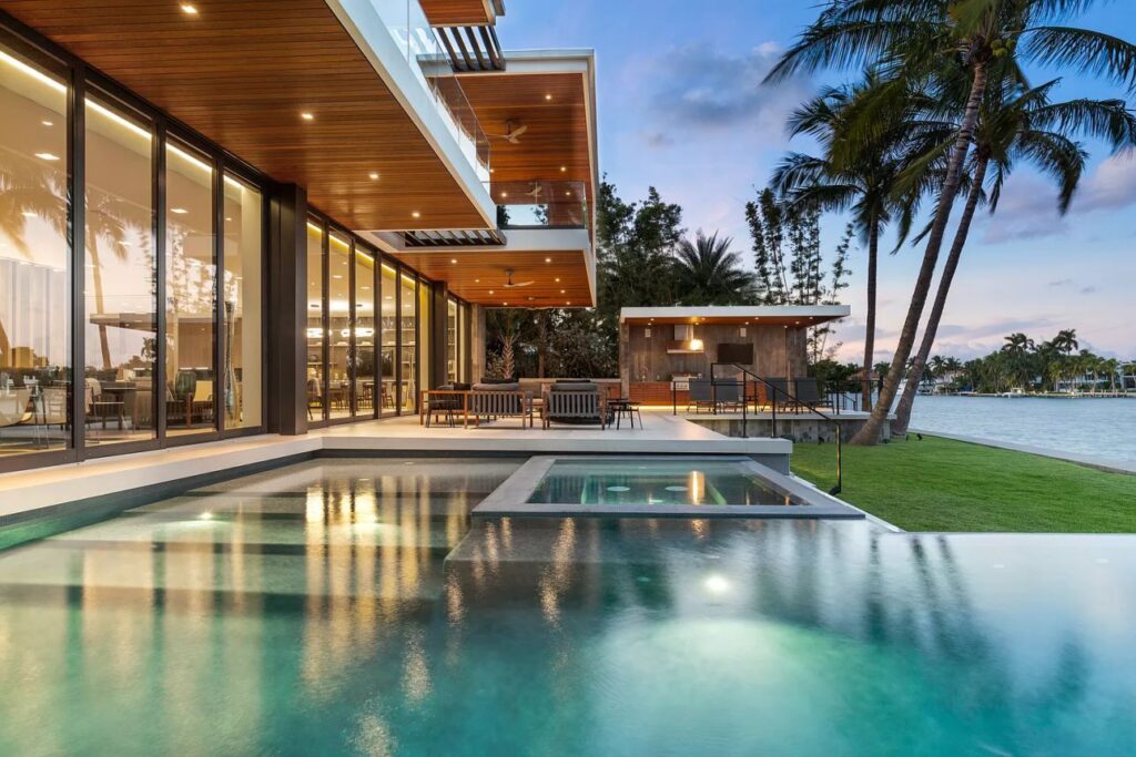 Mansion in Miami Beach