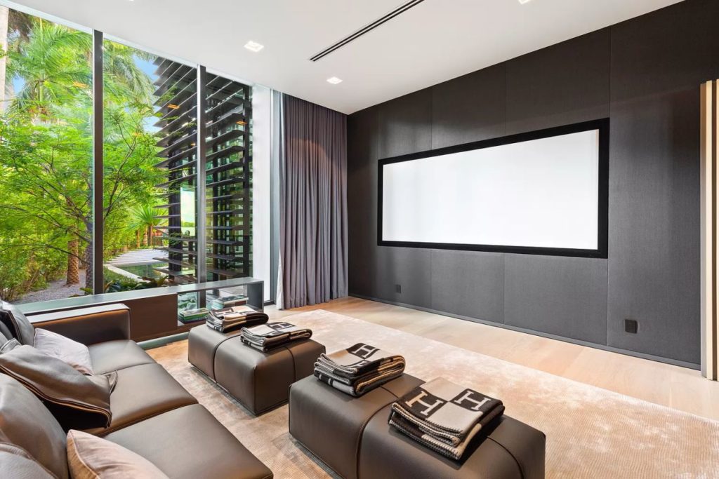 Mansion in Miami Beach