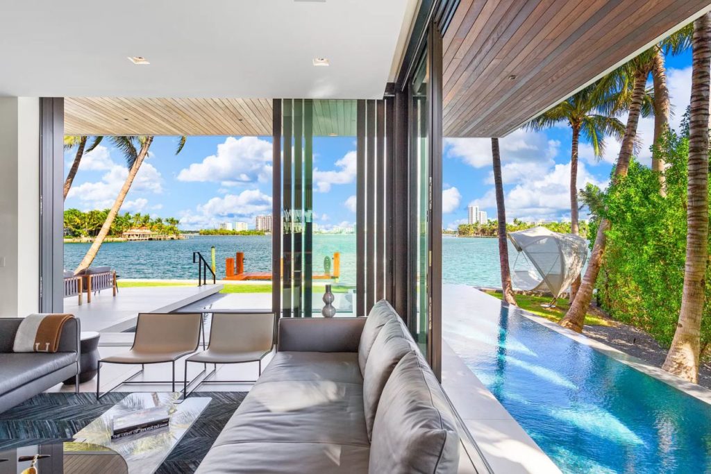 Mansion in Miami Beach
