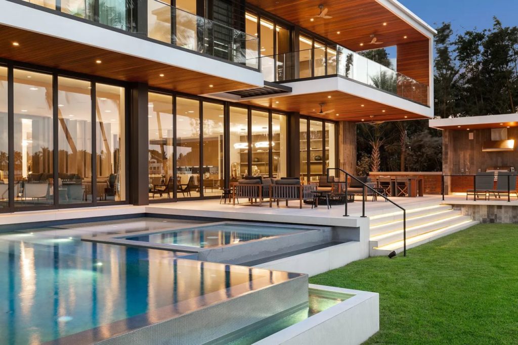 Mansion in Miami Beach