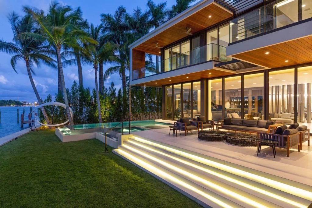 Mansion in Miami Beach
