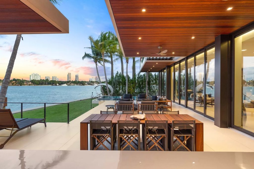 Mansion in Miami Beach