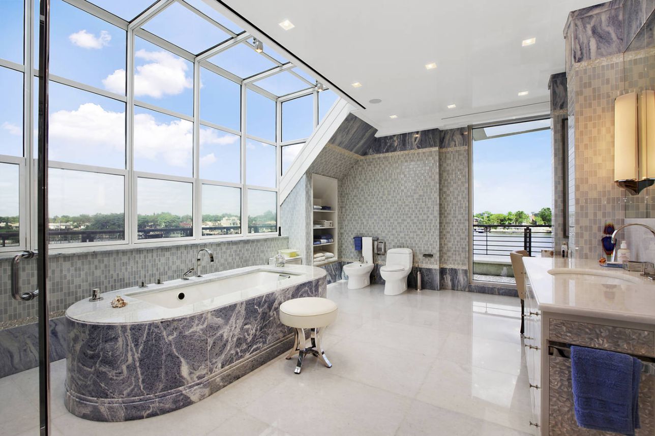 2458 National Dr Brooklyn NY 20