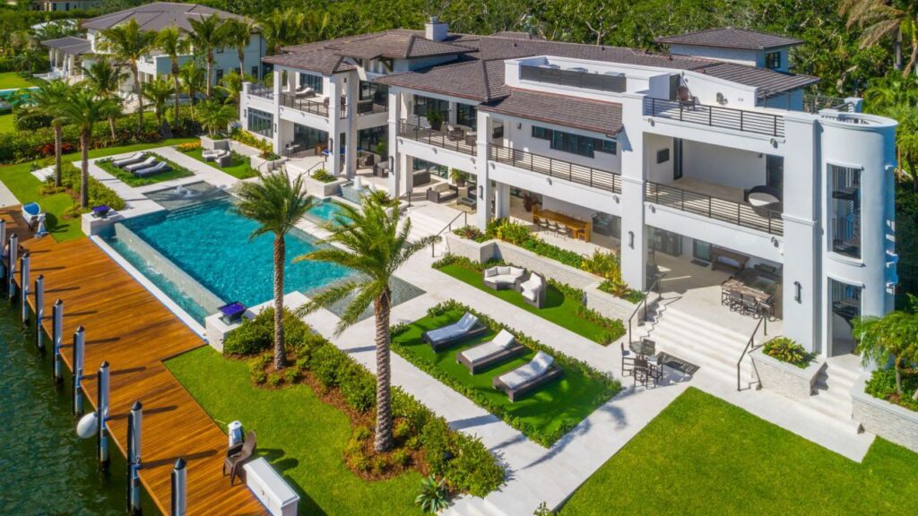 90 Leucadendra Drive