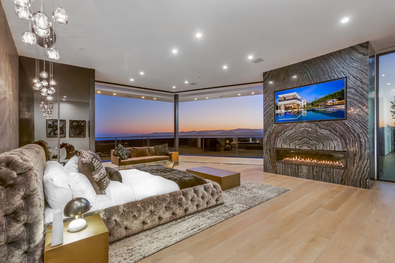 Modern Home 9502 Highridge Pl Beverly Hills CA 19