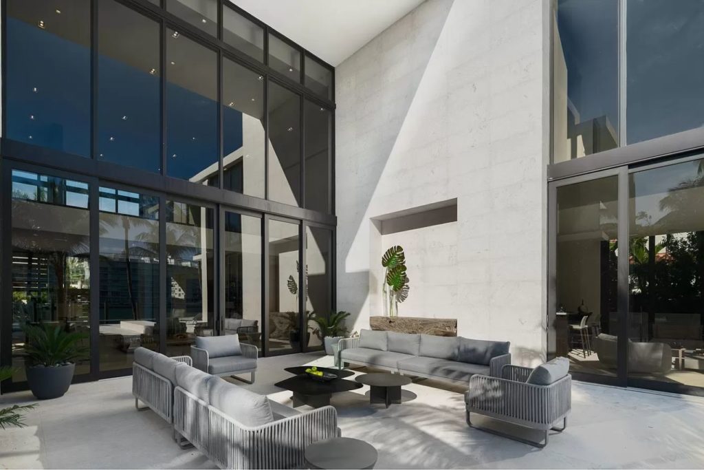Allison Road Modern Masterpiece