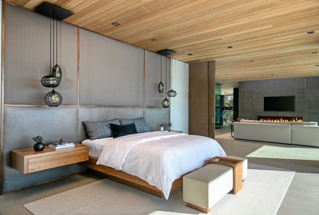 Hollywood Hills Contemporary