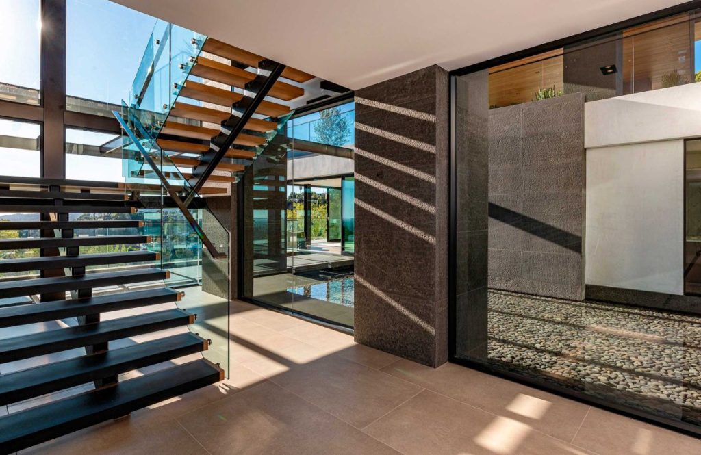 Los Angeles Contemporary