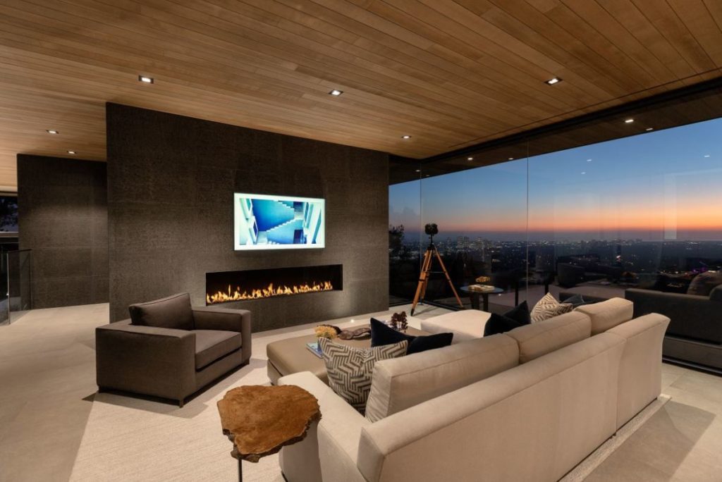 Hollywood Hills Contemporary