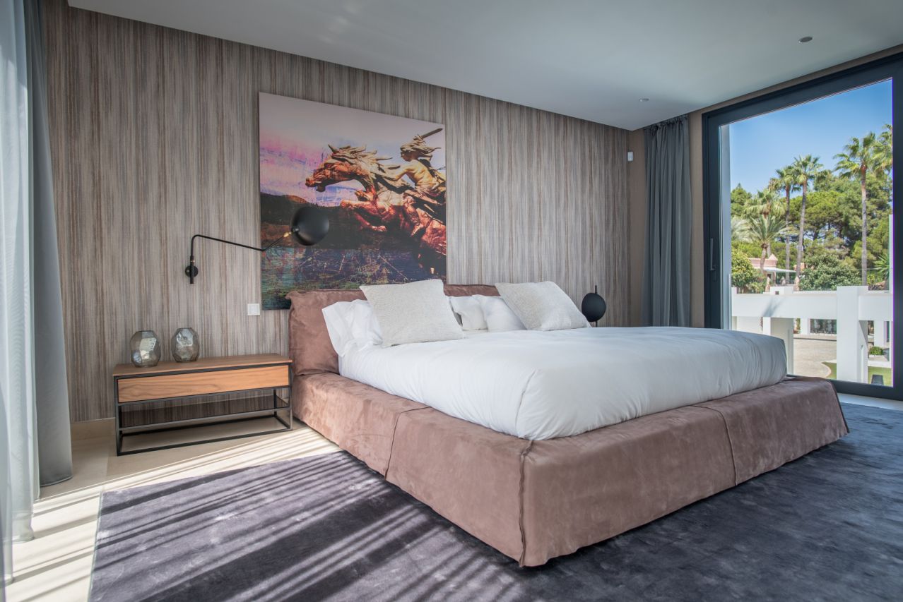 Spectacular Modern Villa in El Paraiso Barronal Spain 21