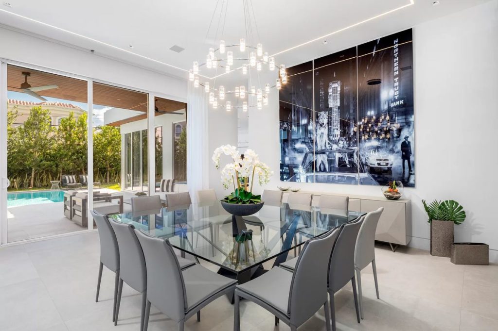 Estate in Bay Harbor Islands