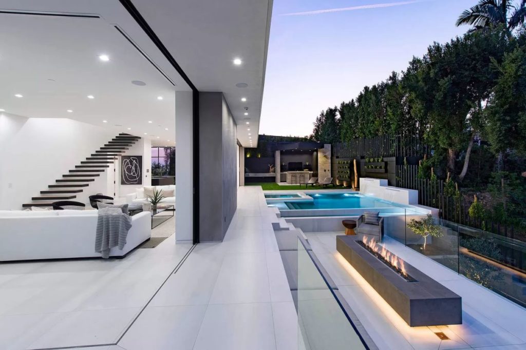 Hollywood Hills Home