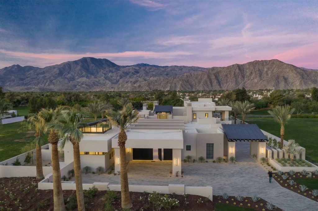 Desert Contemporary Home