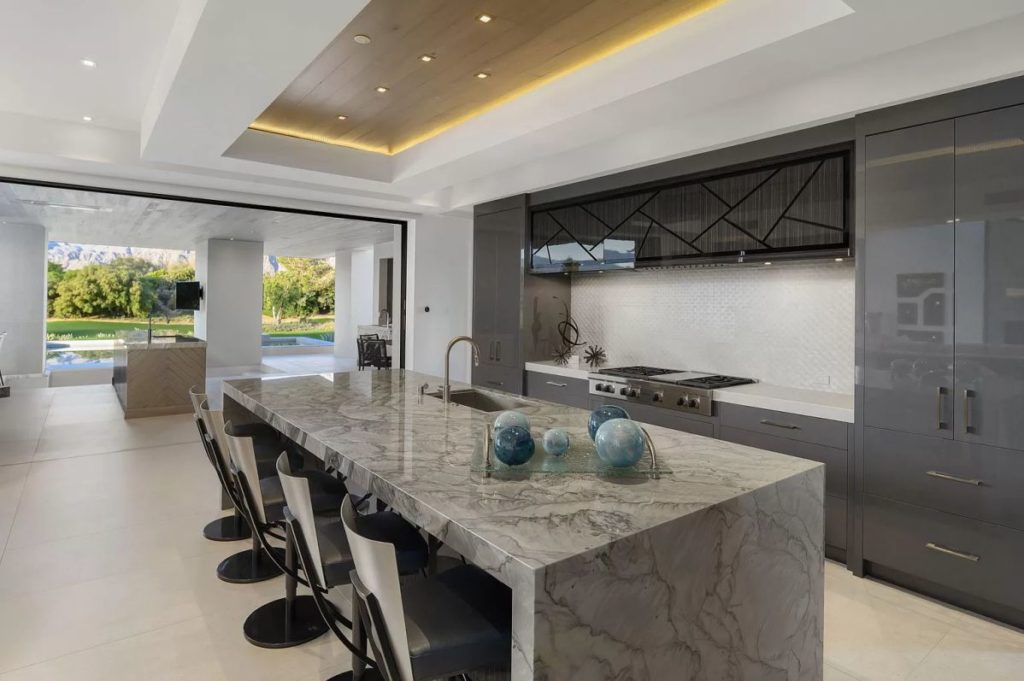 Desert Contemporary Home