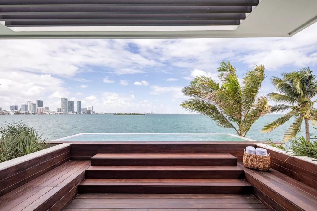 Venetian Islands Estate