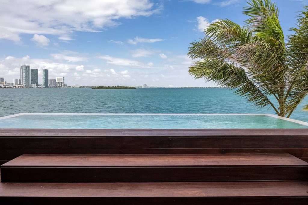 Venetian Islands Estate