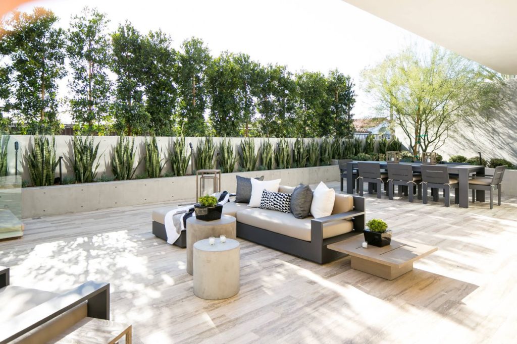 Camden Contemporary in Orange County by Brandon Archite 27