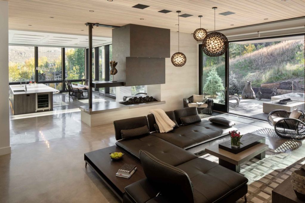 mountain modern home